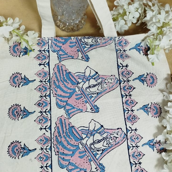 Tote bags