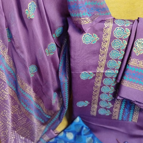 🦚 Peacock Elegance – 3-Piece Khaddi Net & Banarsi Suit ✨